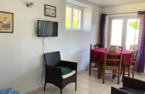 Montmartin-sur-Mer Apartment | Appartement cosy à Montmartin 27m² avec piscine partagée