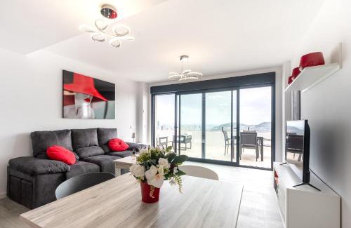 Golf Bahia Apartment | Appartement cosy avec jolie vue piscine et mer by LG Home location