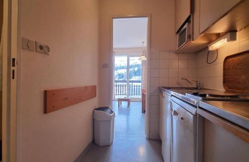 Saint-Etienne-en-Devoluy Apartment | Appartement cosy proche des pistes avec parking et Wifi - FR-1-525-182