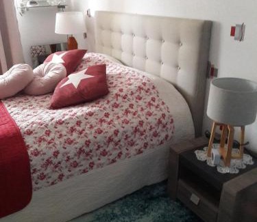 Belle-Isle-en-Terre Apartment | Appartement d'une chambre avec jardin clos et wifi a Belle Isle en Terre