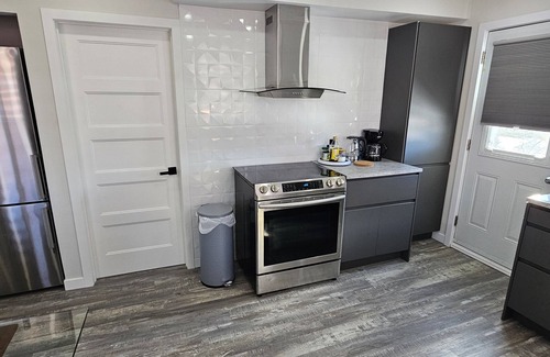 Longueuil Apartment | Appartement de Luxe