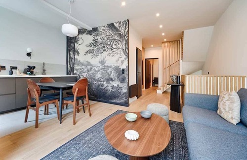 Saint-Mande Apartment | Appartement de luxe 3 BR avec Salon TV