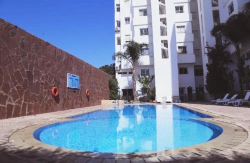 Quartier Industriel Apartment | Appartement Deluxe avec Piscine Privée