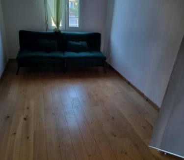 Fontaine Lestang-Bagatelle-Papus-Tabar-Bordelongue Apartment | Appartement Dublex au pied du tram