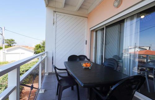 Biscarrosse Plage Apartment | Appartement en duplex 2* Résidence Les Pêcheurs