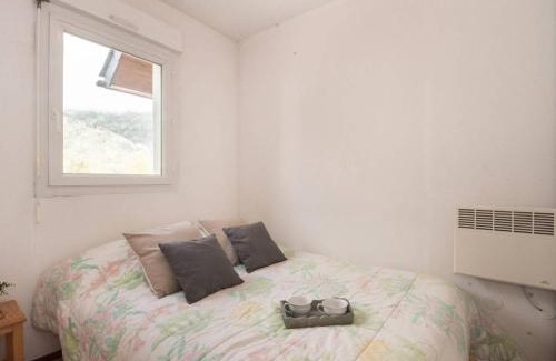 Saint-Lary-Soulan Apartment | Appartement ensoleillé 4 pers, proche thermes et télécabine, avec balcon et parking, Saint-Lary-Soulan - FR-1-296-264