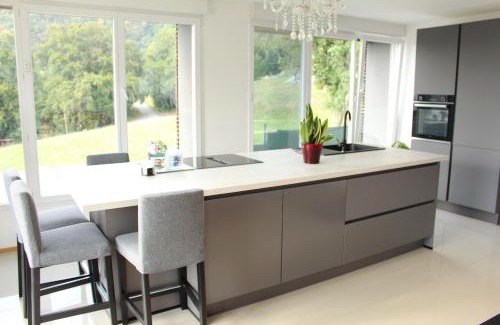 Chatillon-sur-Cluses Apartment | Appartement moderne aux pieds des stations