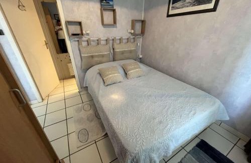 Saint-Hilaire-de-Riez Apartment | Appartement T2 au calme, proche plage et commerces, avec parking privatif - Saint-Hilaire-de-Riez - FR-1-324A-30