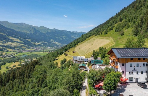Bad Gastein Cabin | Appartement Harmonie - Gasthof Appartements Gamskar