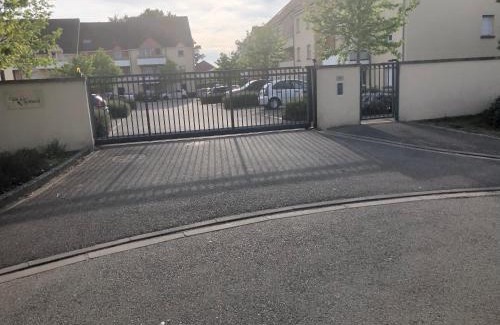 Pin - Vert Galant Apartment | Appartement Idéal circuit 3km