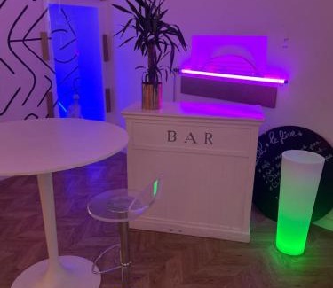 Centre Sud Apartment | Appartement & Jacuzzi - Mini-Bar - 6 pers - dijon hyper centre