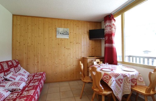 Lanslevillard Apartment | Appartement Lanslevillard, 2 pièces, 4 personnes - FR-1-508-165