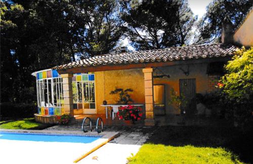 Lancon-Provence Apartment | Appartement lumineux à Lançon-Provence, piscine partagée