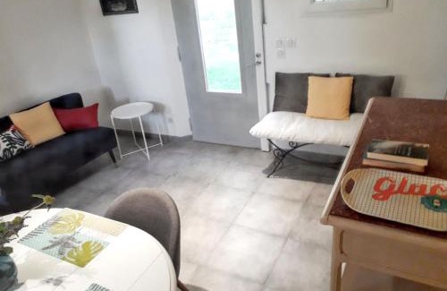 Lancon-Provence Apartment | Appartement lumineux à Lançon-Provence, piscine partagée