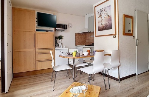 Les Bruyeres Apartment | Appartement lumineux Départ ski aux pieds Terrasse