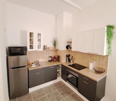 Carpentras Apartment | Appartement lumineux , Carpentras centre