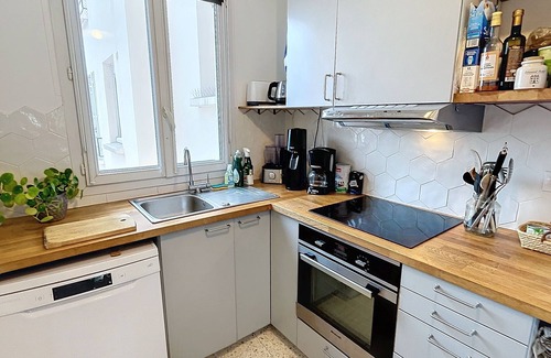 20th Arrondissement Apartment | Appartement Lumineux Père Lachaise