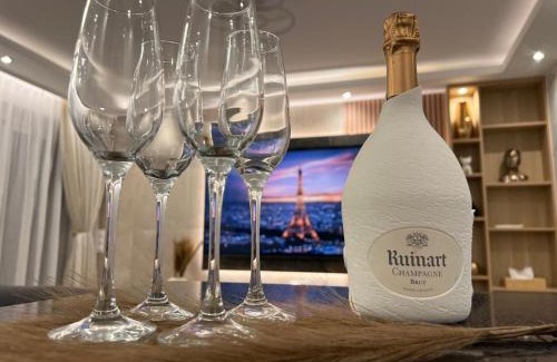 Notre-Dame-des-Champs Apartment | Appartement luxueux Le Bon Marché Paris 6