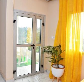 Yaounde Apartment | Appartement meublé, 2 douches, 2 chambres