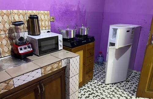Yaounde Apartment | Appartement Meublé Moderne - Centre-ville Yaoundé (Air Conditioning, Wi-Fi, Security)