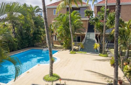 Pointe aux Canonniers Apartment | Appartement Pointe aux Canonniers