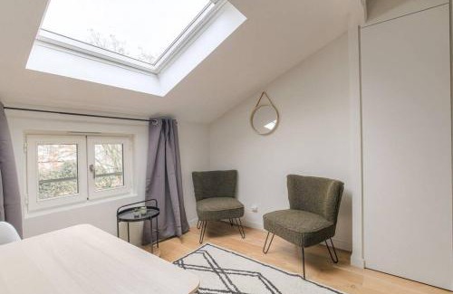 Vassieux - Crepieux Apartment | Appartement neuf, clim et parking, Caluire-Cité Intl