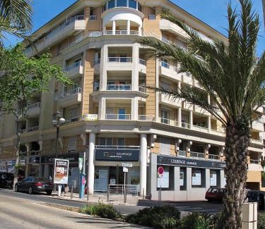 Carnot Apartment | Appartement Palais Milton