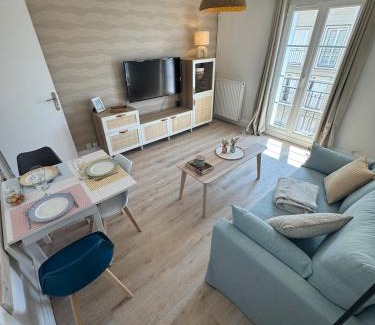 Downtown Le Havre Apartment | Appartement Perret - Hyper Centre
