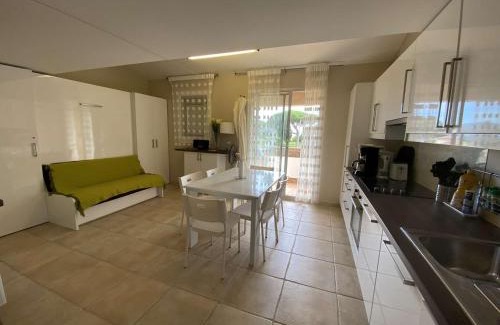 Sainte-Maxime City Centre Apartment | Appartement proche plage, climatisé, 5 pers – Sainte-Maxime - FR-1-226-427