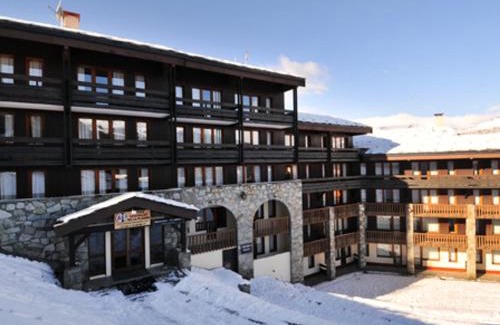 Bellentre Apartment | Appartement rénové 8 pers · Piscine · Sauna · Hammam · Animaux OK - FR-1-181-1925