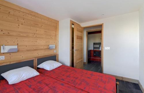 Bellentre Apartment | Appartement rénové 8 pers · Piscine · Sauna · Hammam · Animaux OK - FR-1-181-1925