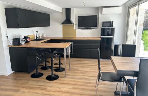 Virac Apartment | Appartement RDC à la campagne