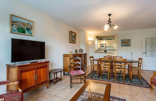 Saint-Jean-de-Luz City Center Apartment | Appartement Saint-Jean-de-Luz, 4 pièces, 6 personnes - FR-1-4-542