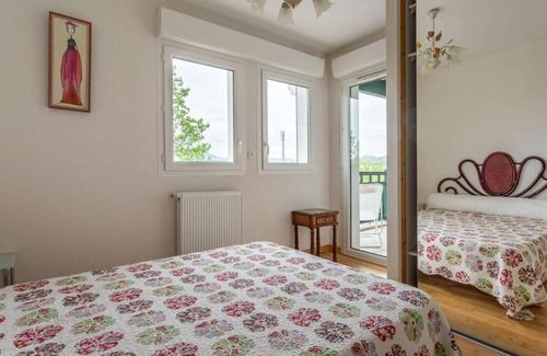 Saint-Jean-de-Luz City Center Apartment | Appartement Saint-Jean-de-Luz, 4 pièces, 6 personnes - FR-1-4-542