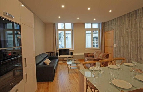 Epinal House | Appartement spacieux au cœur d'Épinal, 3 chambres, proche commodités - FR-1-589-82