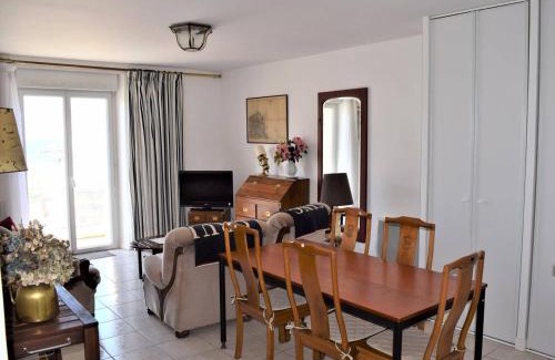 Tregastel Apartment | Appartement spacieux avec WIFI et parking à Trégastel, proche plage - FR-1-368-18