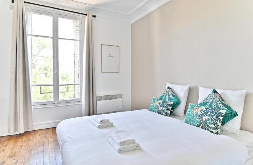 Puteaux Apartment | Appartement Spacieux et paisible Magnifique Vue