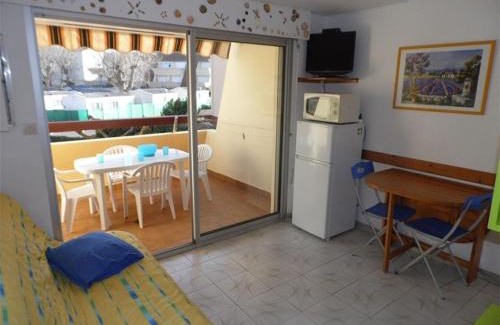 Marseillan Apartment | Appartement T2 cabine avec terrasse, proche plage, parking privé, pour 4 personnes. - FR-1-326-547