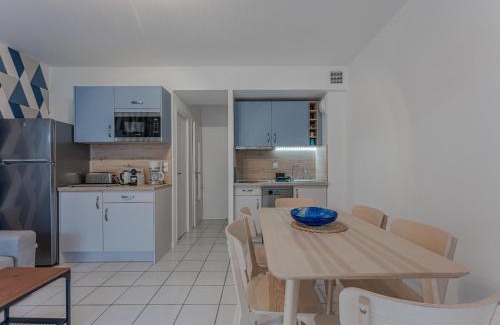Biscarrosse Plage Apartment | Appartement T2 refait à neuf - 4 pers - Terrasse Ouest - Proche centre - Chiens OK - FR-1-521-237