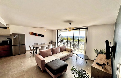 Porto-Vecchio Apartment | Appartement T3 Vue Mer🌊 Exposé Est- Levé de Soleil 5min des Plages