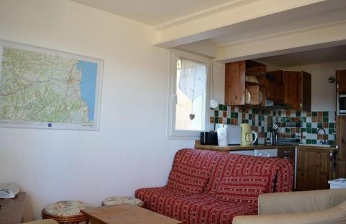 Les Angles Apartment | Appartement T4 aux Angles avec Balcon et Parking - FR-1-593-2