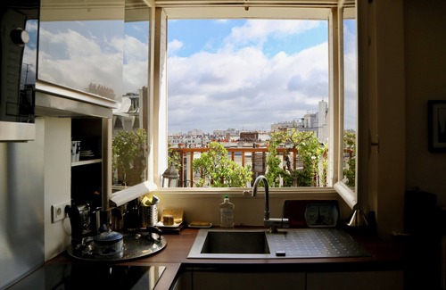 Quartier des Grandes-Carrieres Apartment | Appartement Terrasse Avec vue sur le Sacré Coeur