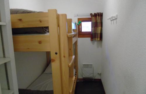 Valfrejus Apartment | Appartement Valfréjus 8 pers, cuisine équipée, 2 sdb, animaux admis - FR-1-561-27