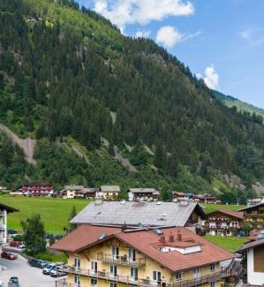 Neustift Im Stubaital Hotel | Appartements zur Sonne