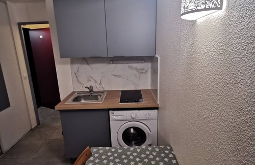 Gambetta Apartment | Apparthotel La Defense, Paris, France