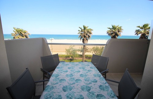 Le Grand Large Apartment | Appartment with sea view