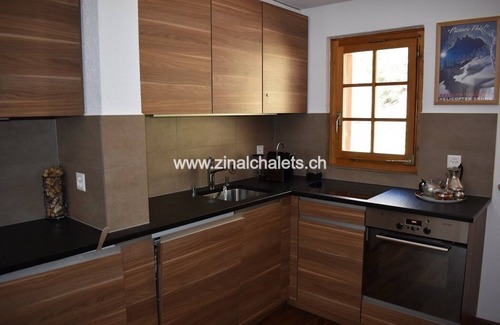 Zinal Apartment | Appartment in a building in Zinal - 1 bedroom with 2 beds - 1 bedroom with 2 bunk beds - living room