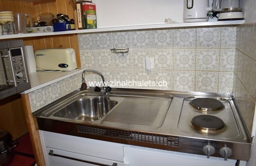 Zinal Apartment | Appartment in a building in Zinal - 1 sofa bed (2 places - 160x200) in the living room - kitchen - 1
