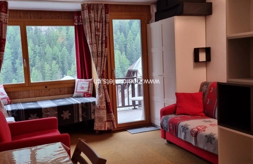Zinal Apartment | Appartment in a building in Zinal - 1 sofa bed (2 places - 160x200) in the living room - kitchen - 1