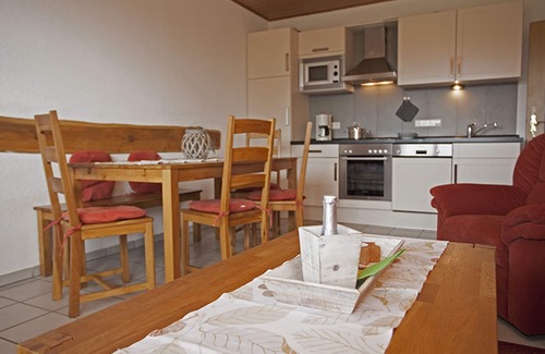 Medebach Apartment | Apple blossom, 60 sqm, 2 bedrooms, balcony, max. 4 persons